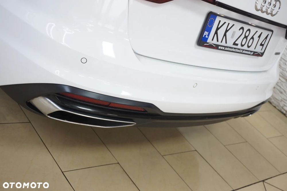 Audi A4 Avant 40 TFSI quattro S tronic - 19