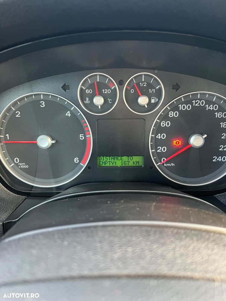 Ford Focus 1.8 TDCi Trend - 9