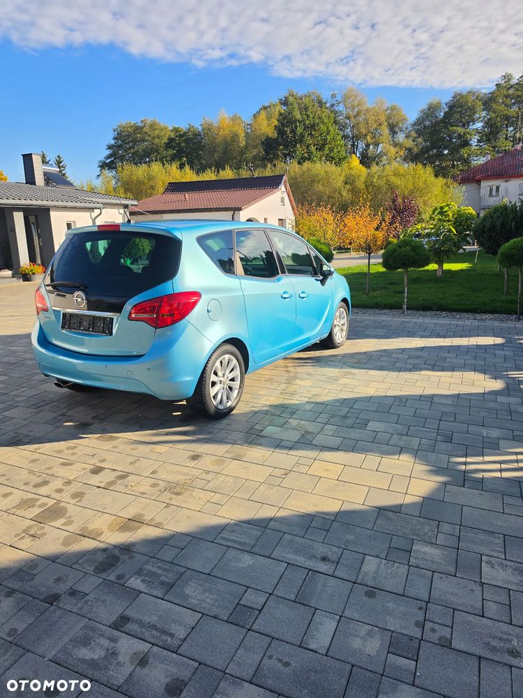 Opel Meriva - 11