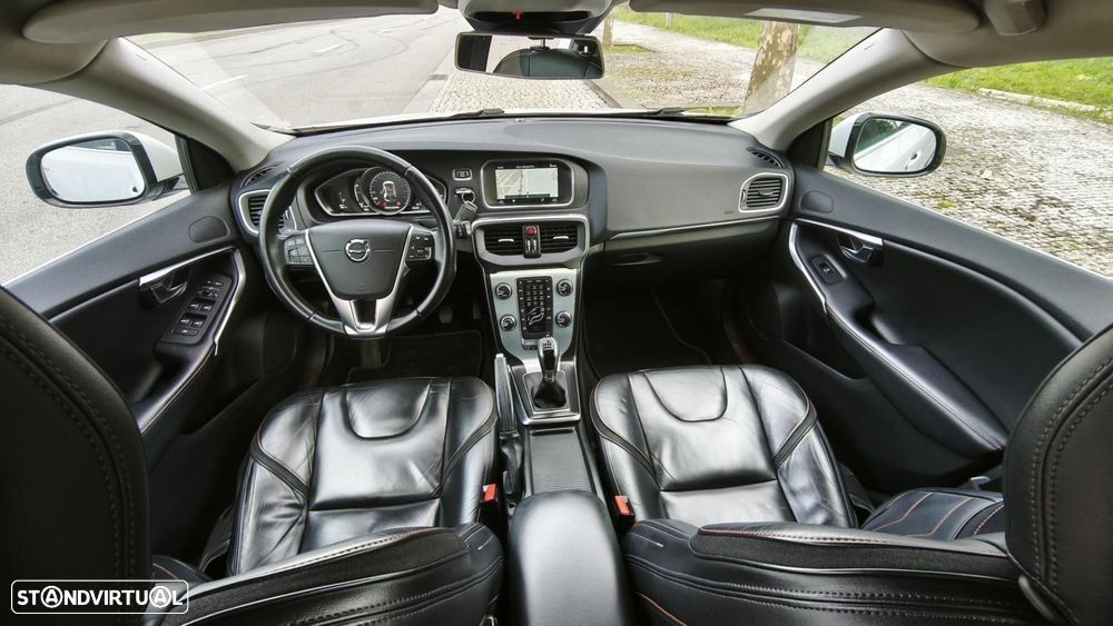 Volvo V40 2.0 D2 Volvo Ocean Race - 35