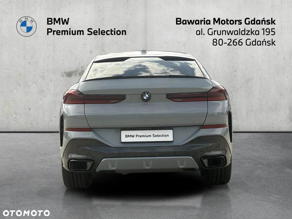 BMW X6 - 12