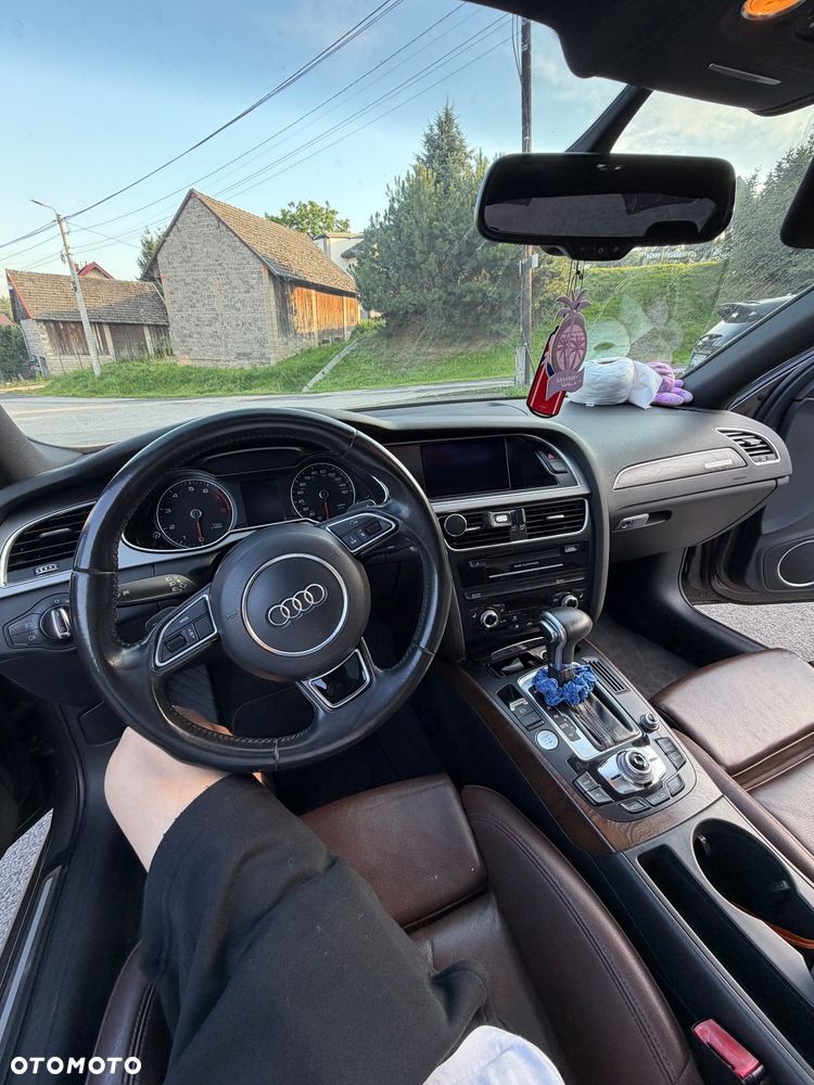 Audi A4 Limousine - 24