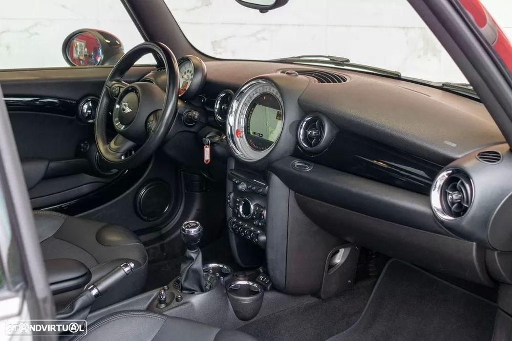 MINI 3 Portas Cooper SD - 19