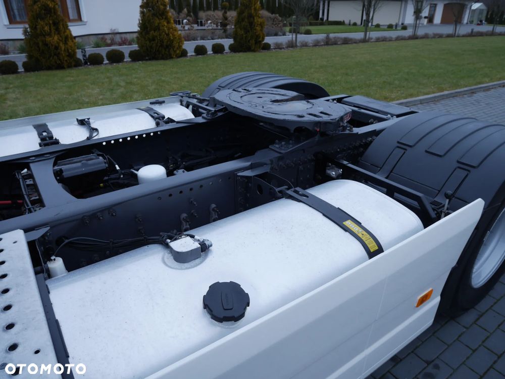 Volvo FH 4/ 460KM/ XXL / STANDARD/ EURO-6/ NISKI PRZEB. - 15