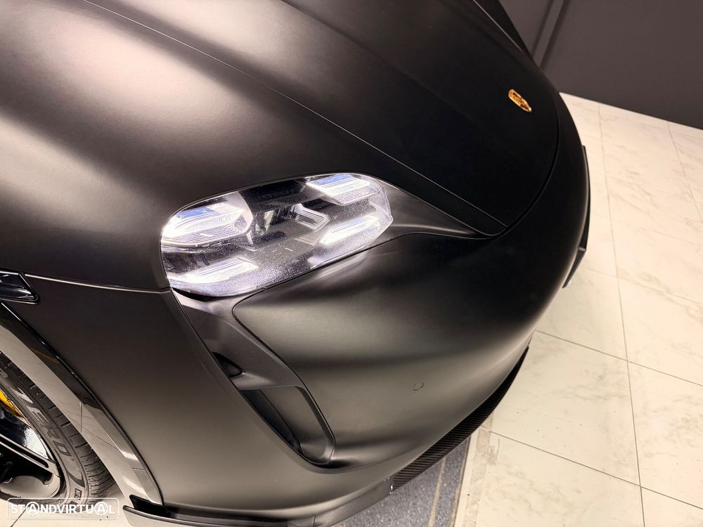 Porsche Taycan Cross Turismo Turbo S - 21