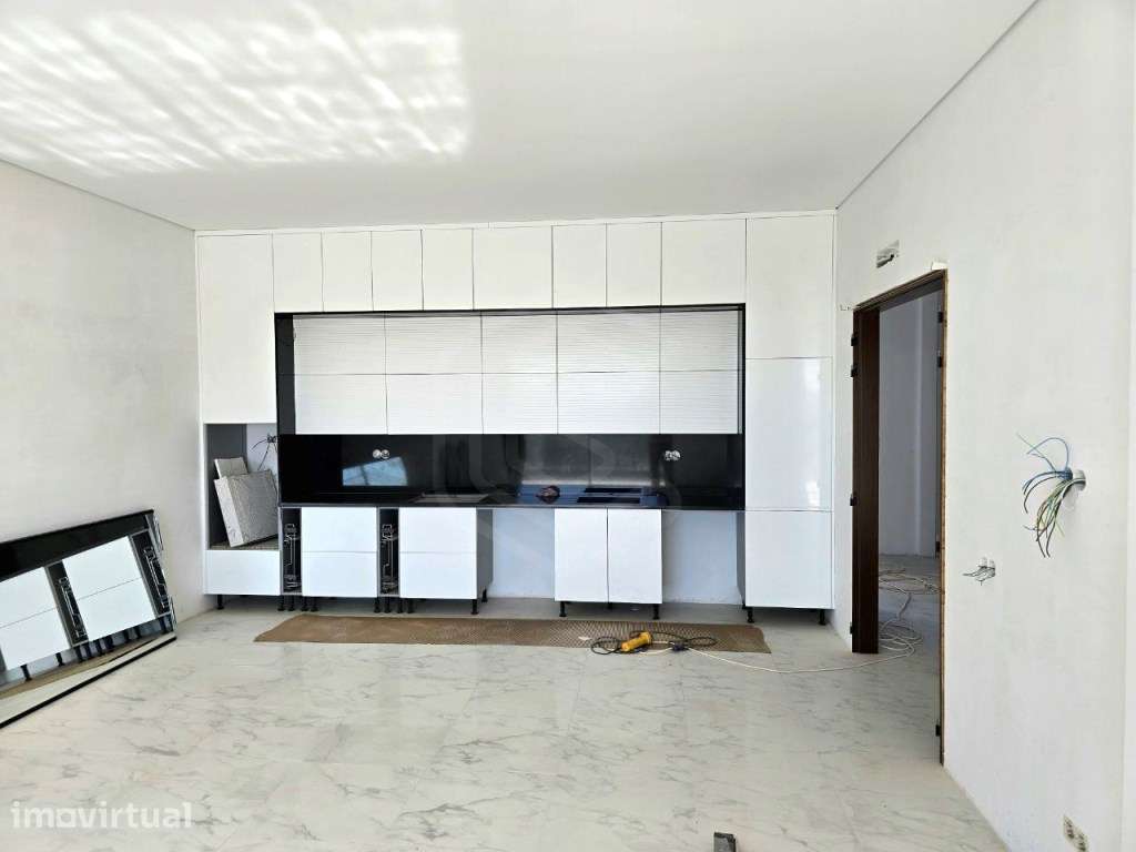 Apartamento T3, nova construção, em Meia Praia, Lagos, Algarve - Grande imagem: 4/49