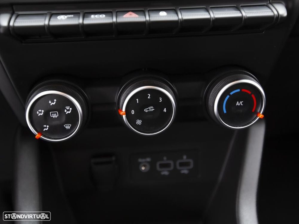 Renault Clio 1.0 TCe Intens Bi-Fuel - 17