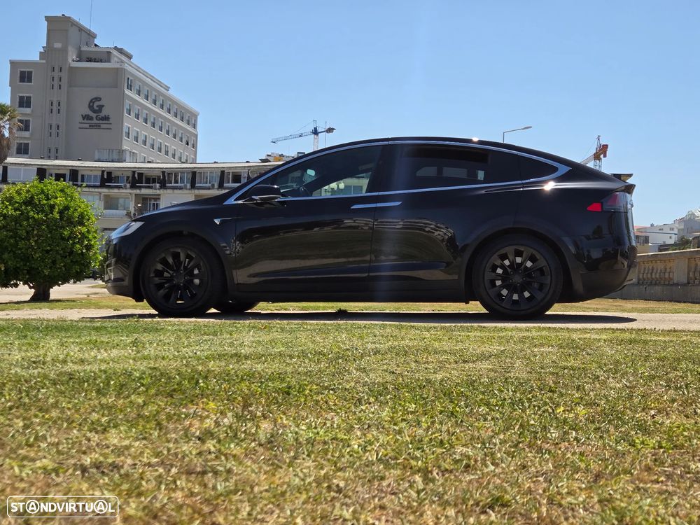 Tesla Model X 100D - 5