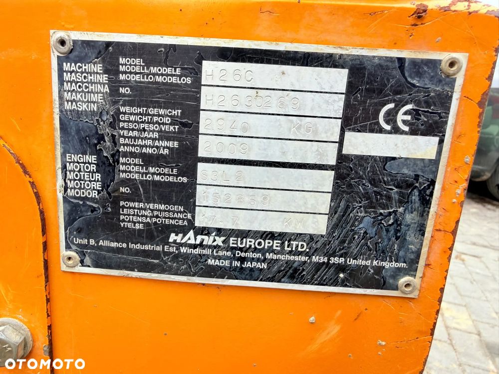 Hanix H26C - 28