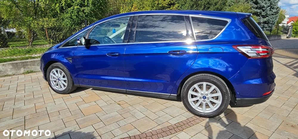 Ford S-Max - 13