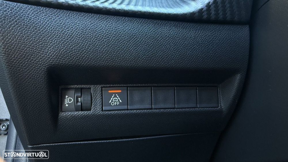 Peugeot 208 1.2 PureTech Active Pack - 21