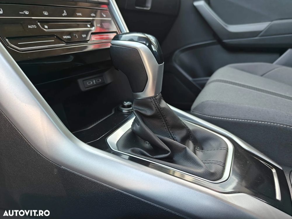 Volkswagen T-Roc 1.5 TSI DSG Life - 9