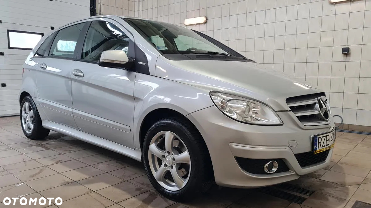 Mercedes-Benz Klasa B 170 NGT BlueEFFICIENCY - 2