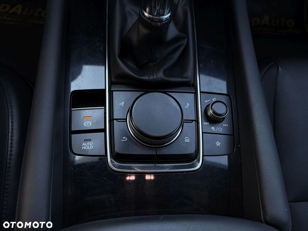 Mazda 3 SKYACTIV-D 1.8 - 29
