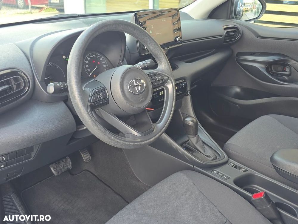 Toyota Yaris - 9