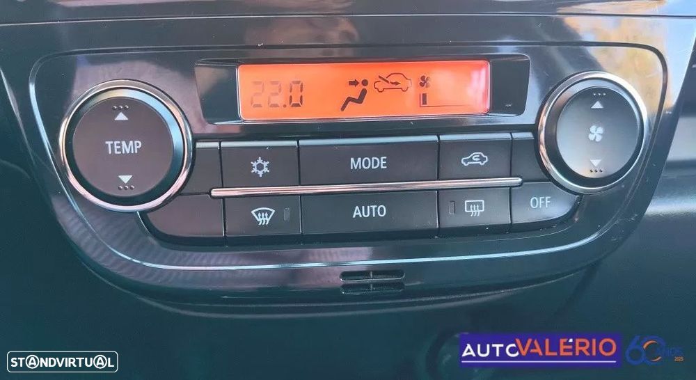 Mitsubishi Space Star 1.2 Intense Connect Edition - 23
