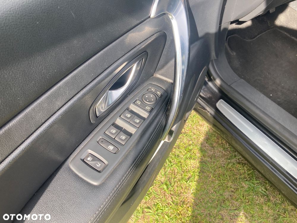 Renault Latitude - 11