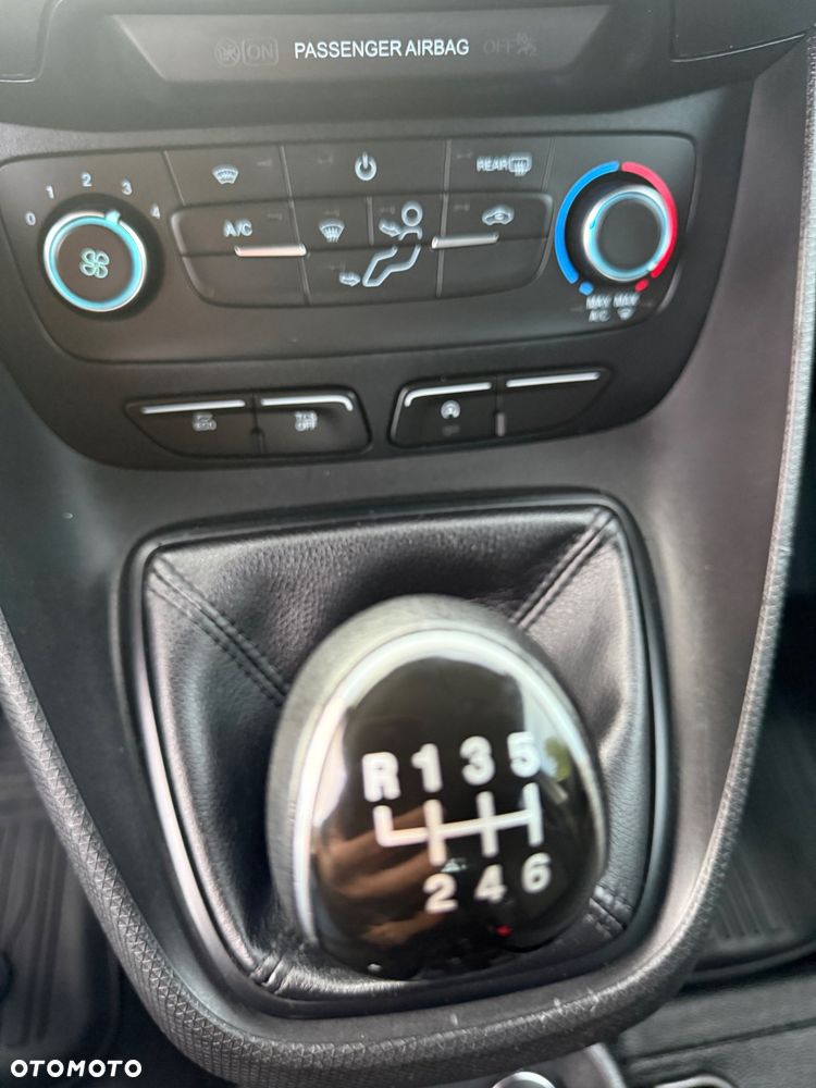 Ford Transit Connect Kombi 220 L1 Active N1 - 22