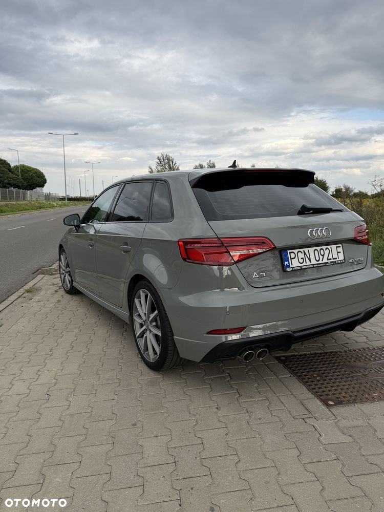 Audi A3 Sportback - 2