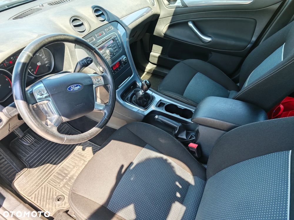 Ford Mondeo 2.0 TDCi Trend - 6
