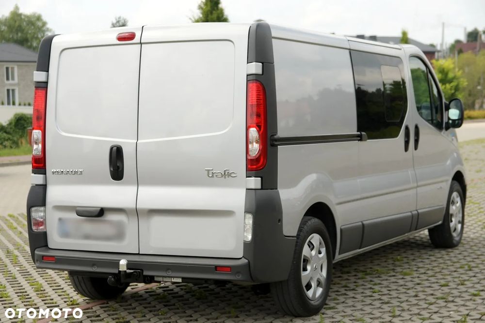 Renault Trafic - 8