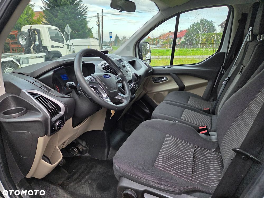 Ford Transit Custom - 12