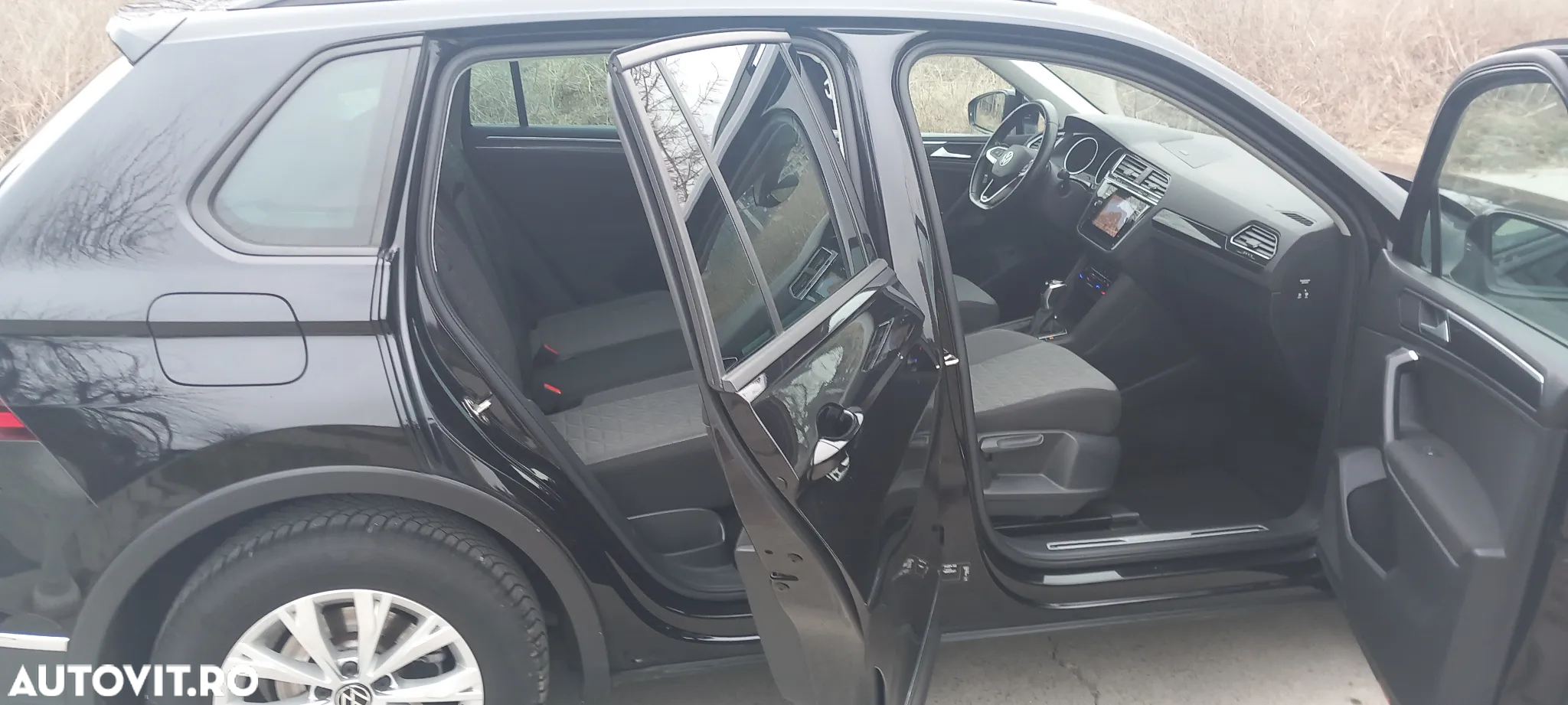Volkswagen Tiguan - 15