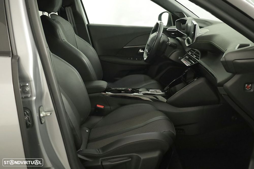 Peugeot e-2008 50 kWh GT - 20