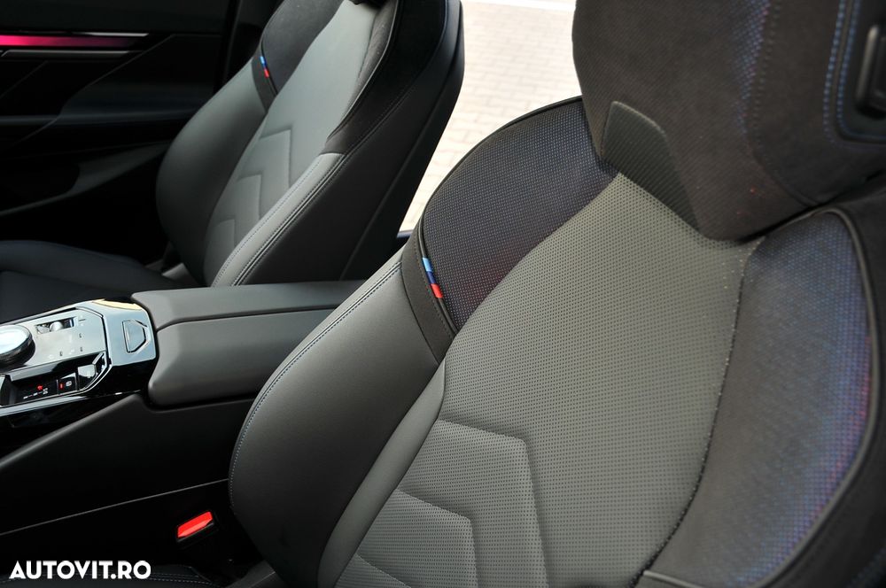 BMW Seria 5 520i Aut. - 32