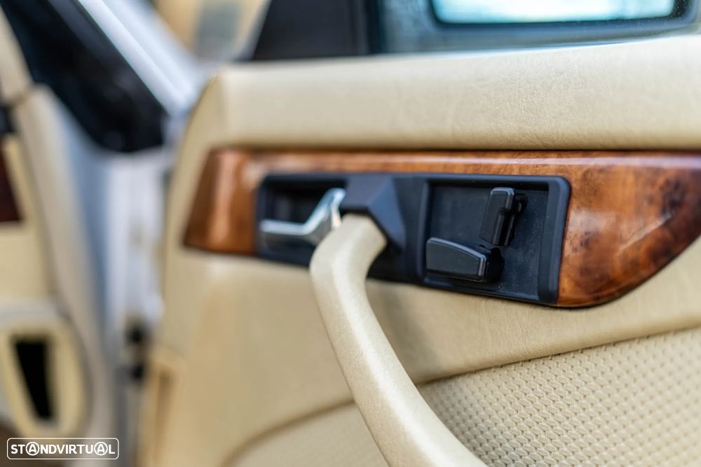 Mercedes-Benz W126 (1979-1992) 500 SEC - 45