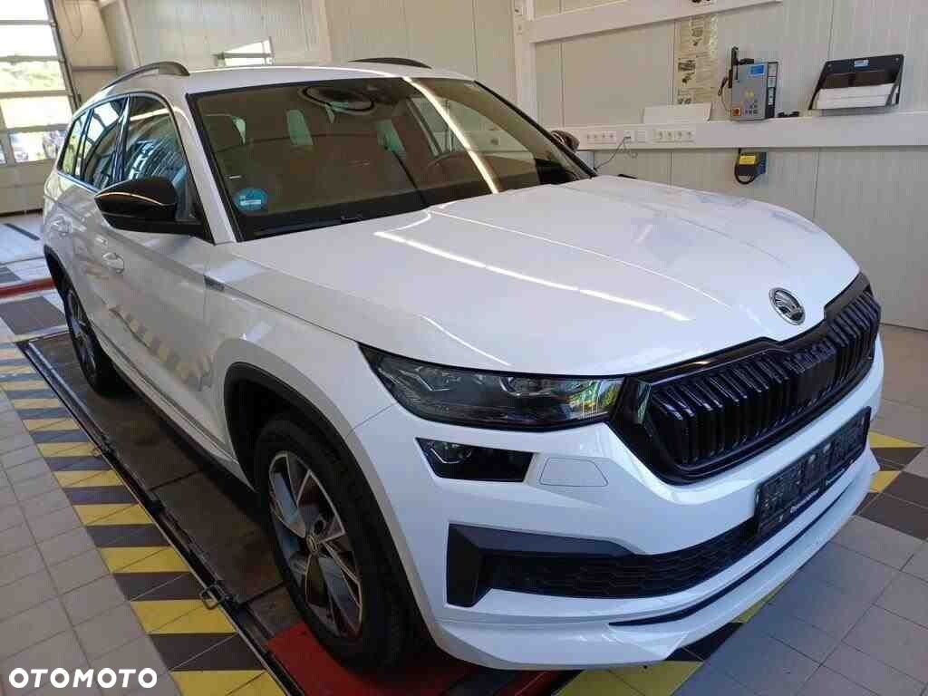 Skoda Kodiaq 2.0 TDI 4x4 Sportline DSG - 2