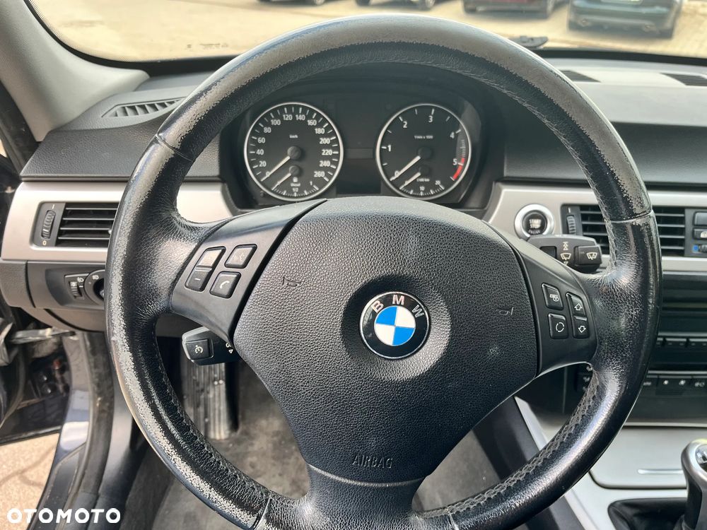 BMW Seria 3 320d DPF Edition Fleet - 11