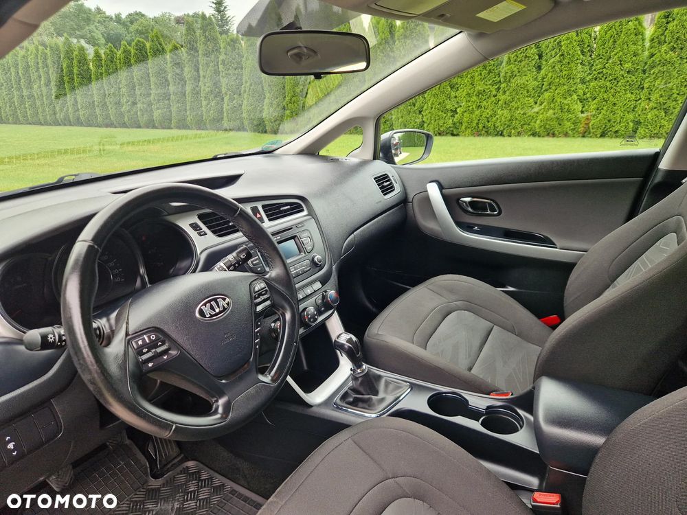Kia Ceed 1.4 CVVT Attract plus - 23