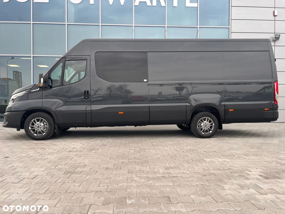 Iveco BRYGADÓWKA 7 MIEJSC OD RĘKI,MINIMUM FORMALNOŚCI,MAX SATYSFAKCJI - 12