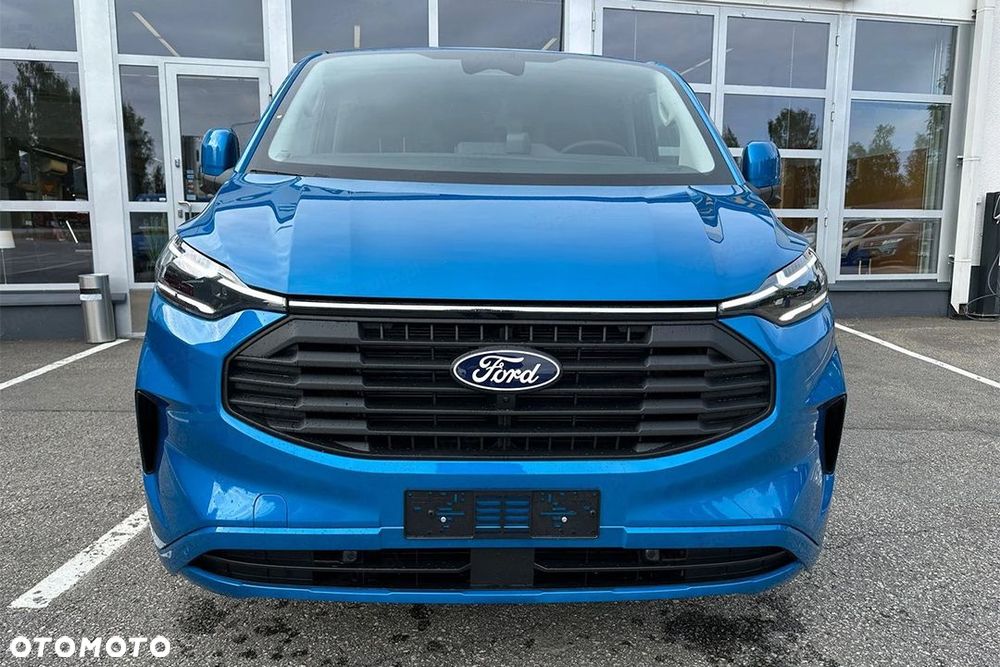 Ford Transit Custom 320 L2H1 Limited A8 2.0 170KM - 3