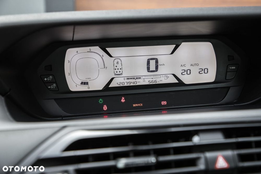 Citroën C4 Grand Picasso - 25