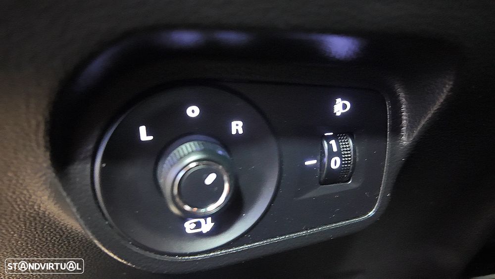 MG MG4 64 kWh Luxury - 18