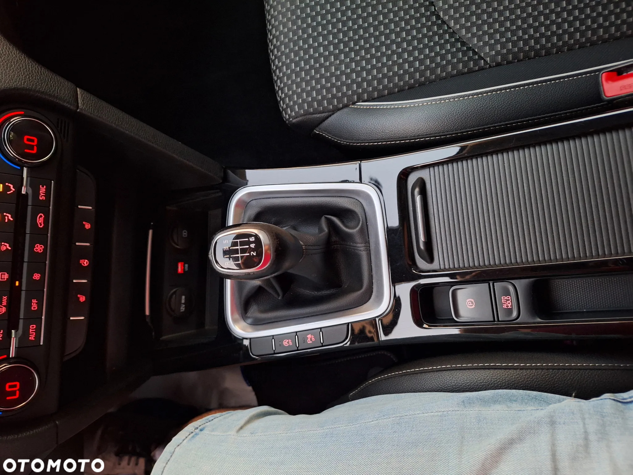 Kia XCeed 1.4 T-GDI OPF EDITION 7 - 16