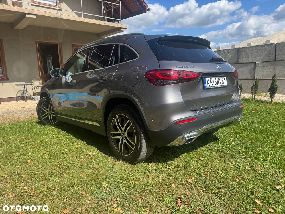 Mercedes-Benz GLA 200 - 5