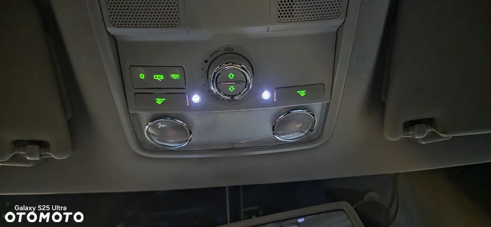 Skoda Superb 2.0 TDI Elegance - 34