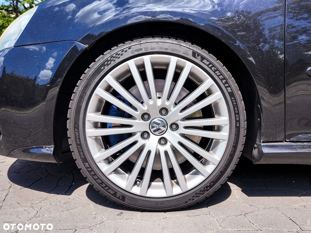Volkswagen Golf R32 4Motion DSG - 7