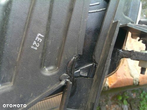 SSANGYONG KORANDO III PRAWY HALOGEN ORYGINAŁ - 13