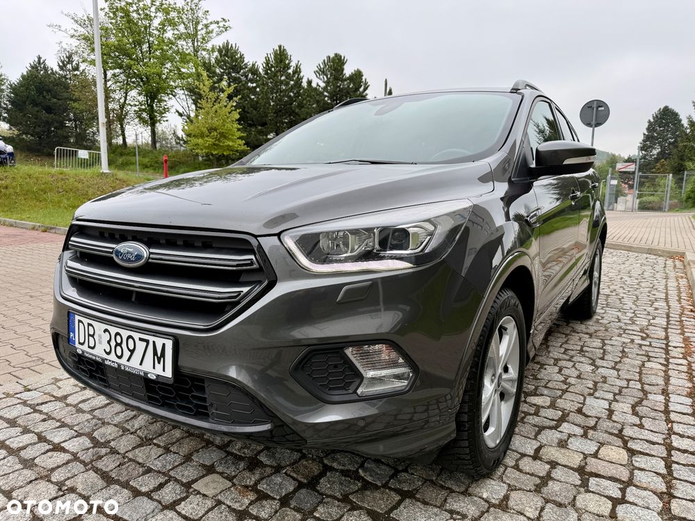 Ford Kuga 1.5 EcoBoost 2x4 ST-Line - 1