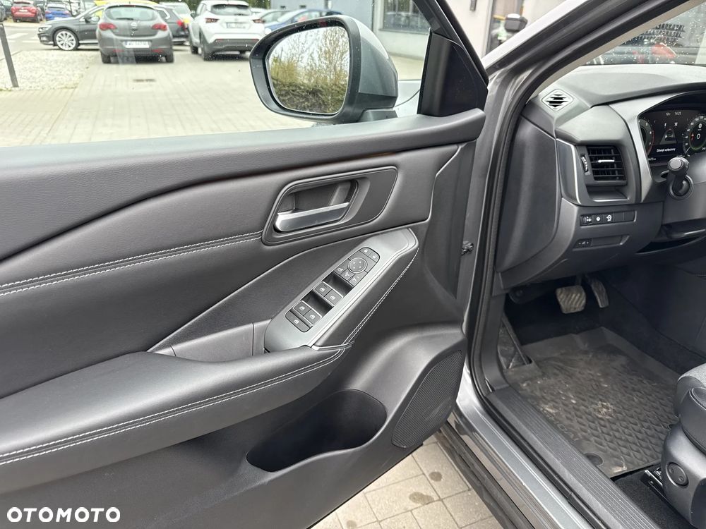 Nissan Qashqai 1.3 DIG-T MHEV N-Connecta Xtronic - 11