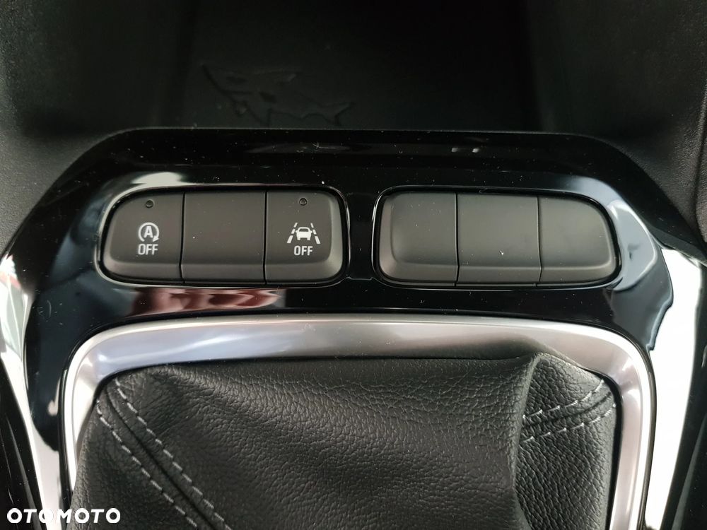 Opel Corsa 1.2 T Edition S&S - 18