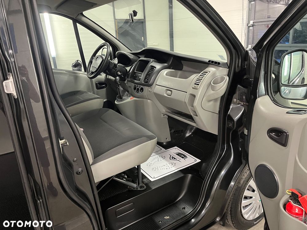 Opel Vivaro - 25