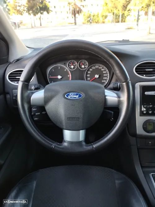 Ford Focus SW 1.6 TDCi Titanium 17 - 14