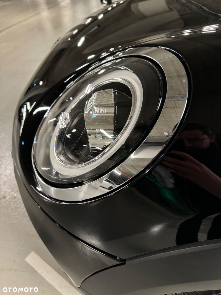 MINI Cooper Standard - 14