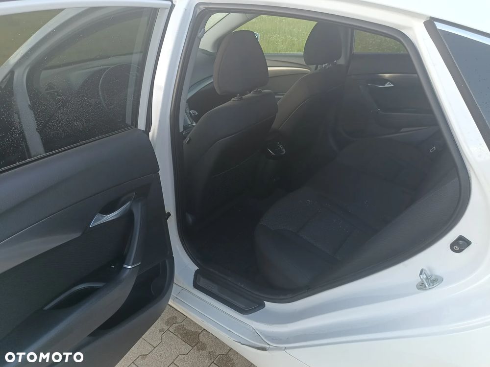 Hyundai i40 1.7 CRDi Comfort - 14