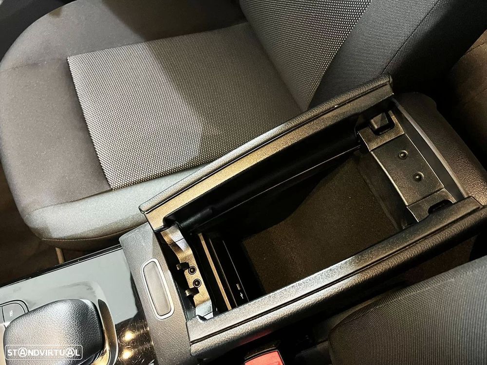 Mercedes-Benz CLA 180 d Shooting Brake Business Solutions Aut. - 16